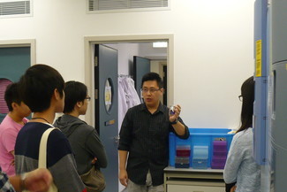 參觀香港大學李嘉誠醫學院精神醫學系實驗室