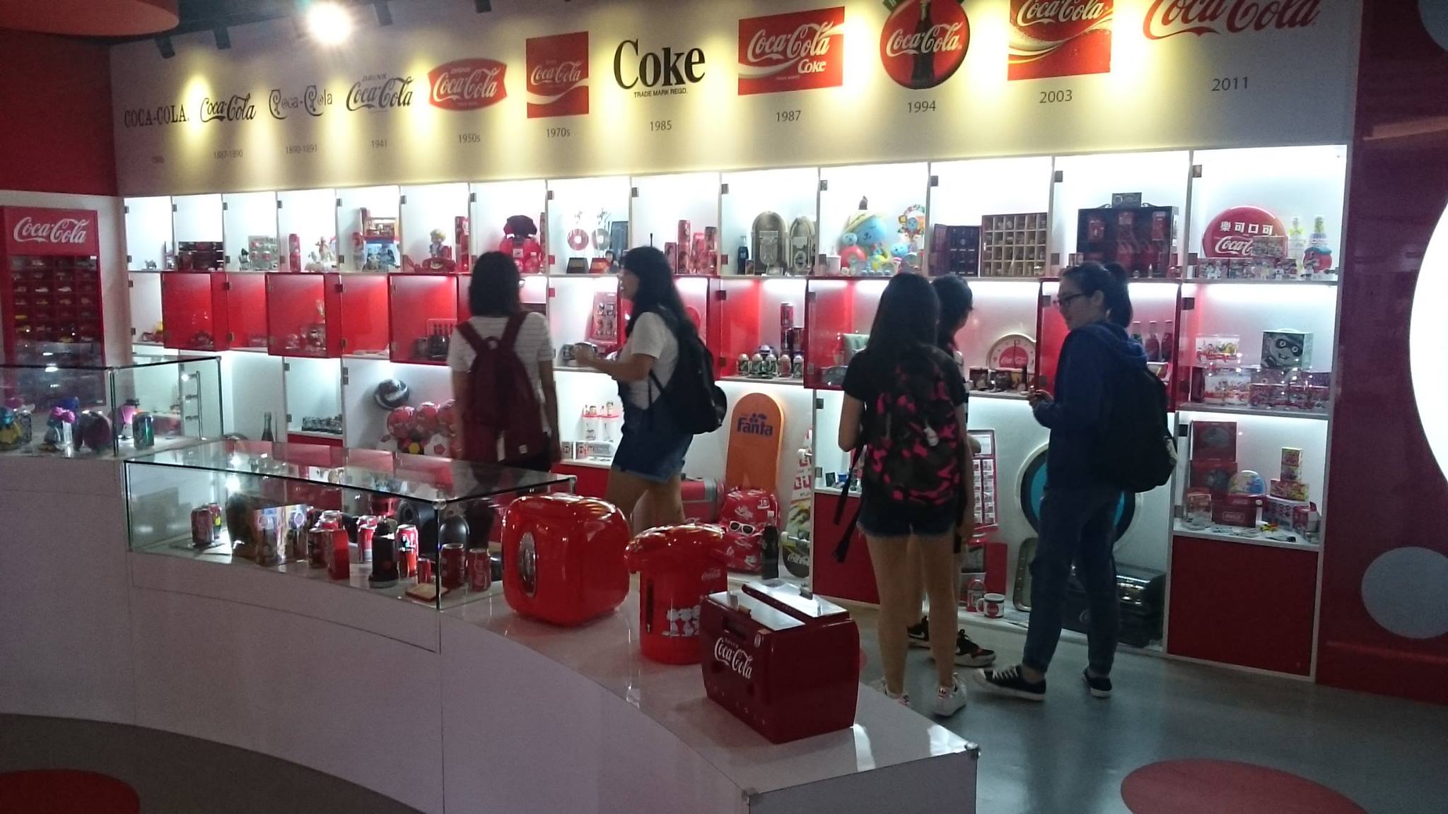 Visit to Swire Coca Cola HK 2017 - Photo - 7