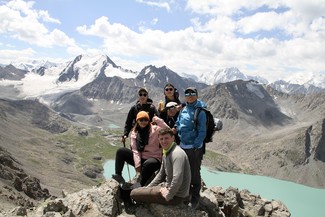 喜馬拉雅山 - 吉爾吉斯坦探險之旅