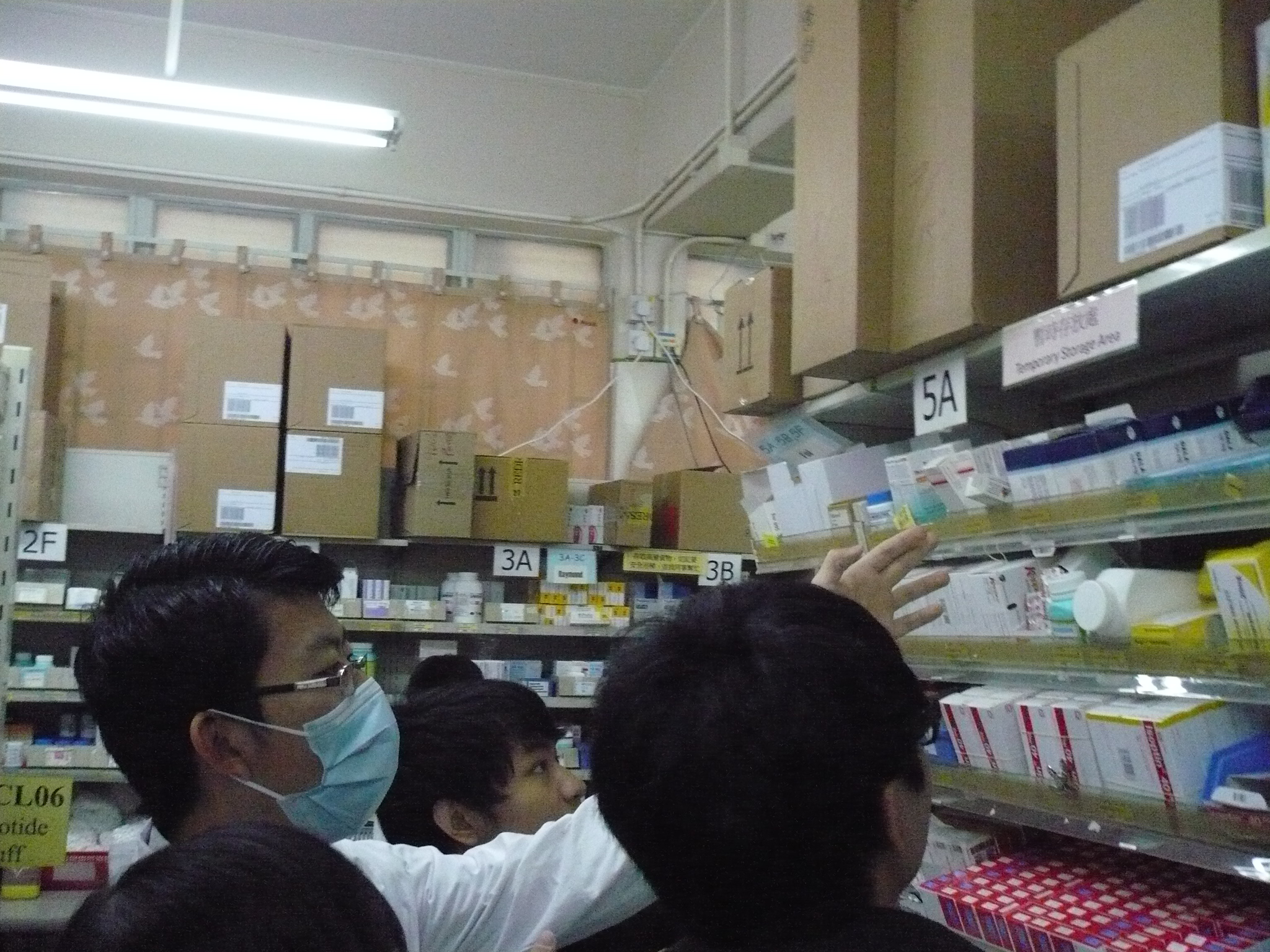 Visit to the Pharmacy Department of Caritas Medical Centre - Photo - 17